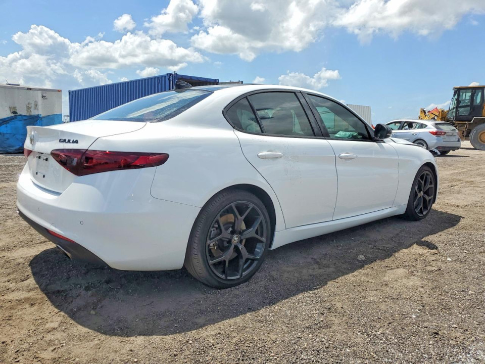 Alfa Romeo GIULIA 2021 — Copart