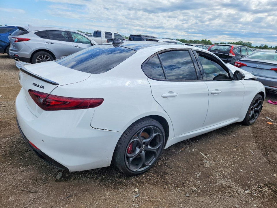 Alfa Romeo GIULIA 2021 — Copart