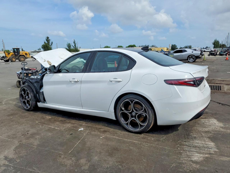 Alfa Romeo GIULIA 2024 — Copart