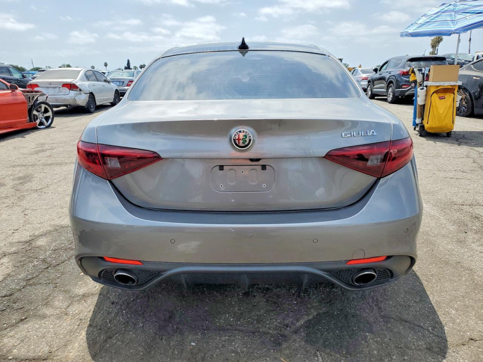 Alfa Romeo GIULIA 2018 — Copart