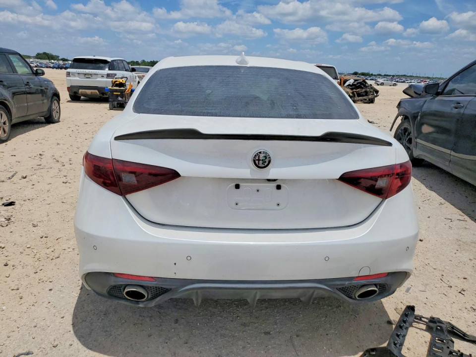 Alfa Romeo GIULIA 2017 — Copart
