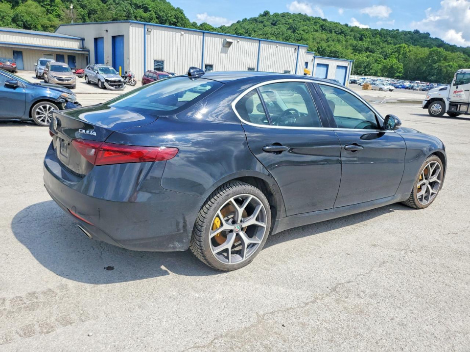Alfa Romeo GIULIA 2021 — Copart