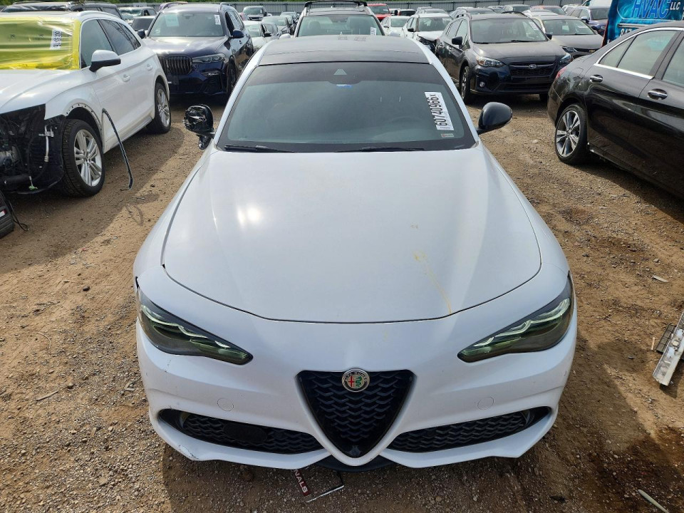 Alfa Romeo GIULIA 2024 — Copart