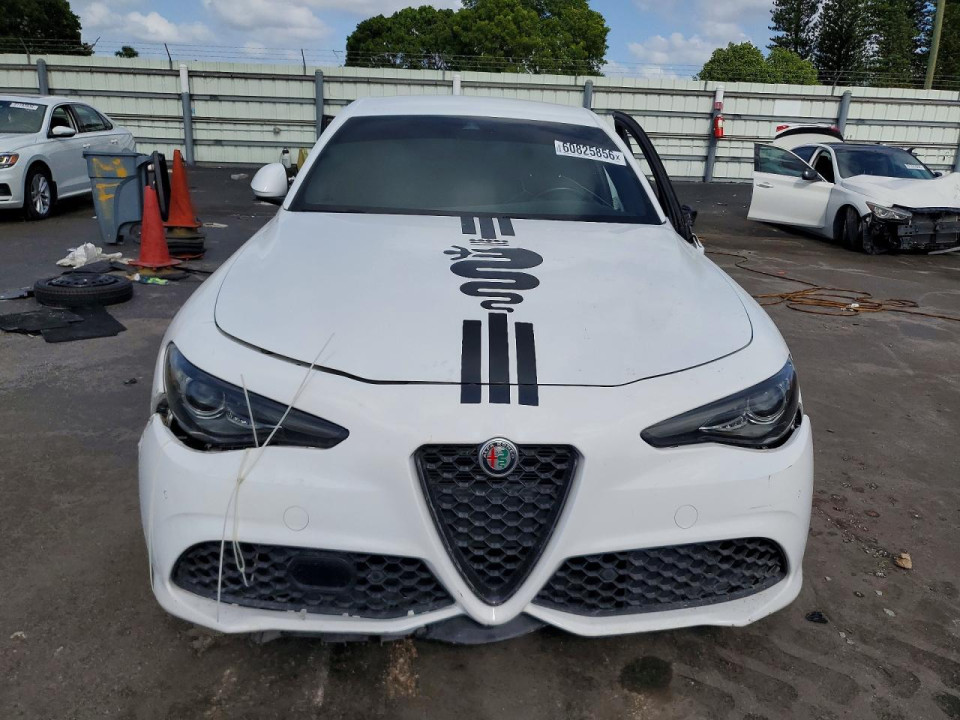 Alfa Romeo GIULIA 2022 — Copart
