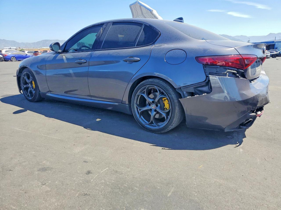 Alfa Romeo GIULIA 2018 — Copart