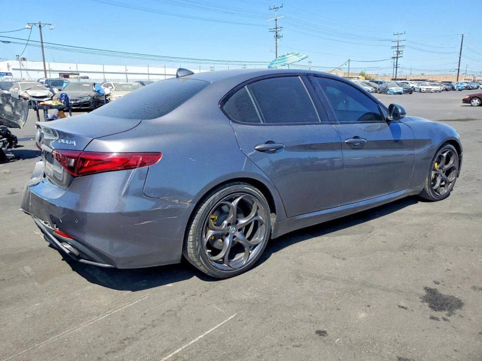 Alfa Romeo GIULIA 2018 — Copart