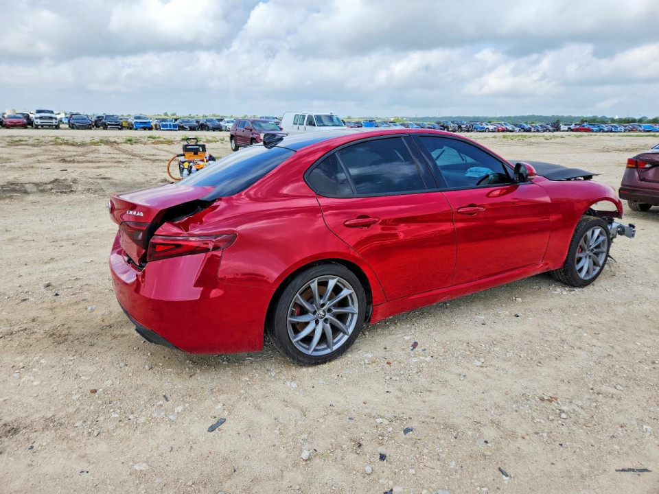 Alfa Romeo GIULIA 2023 — Copart