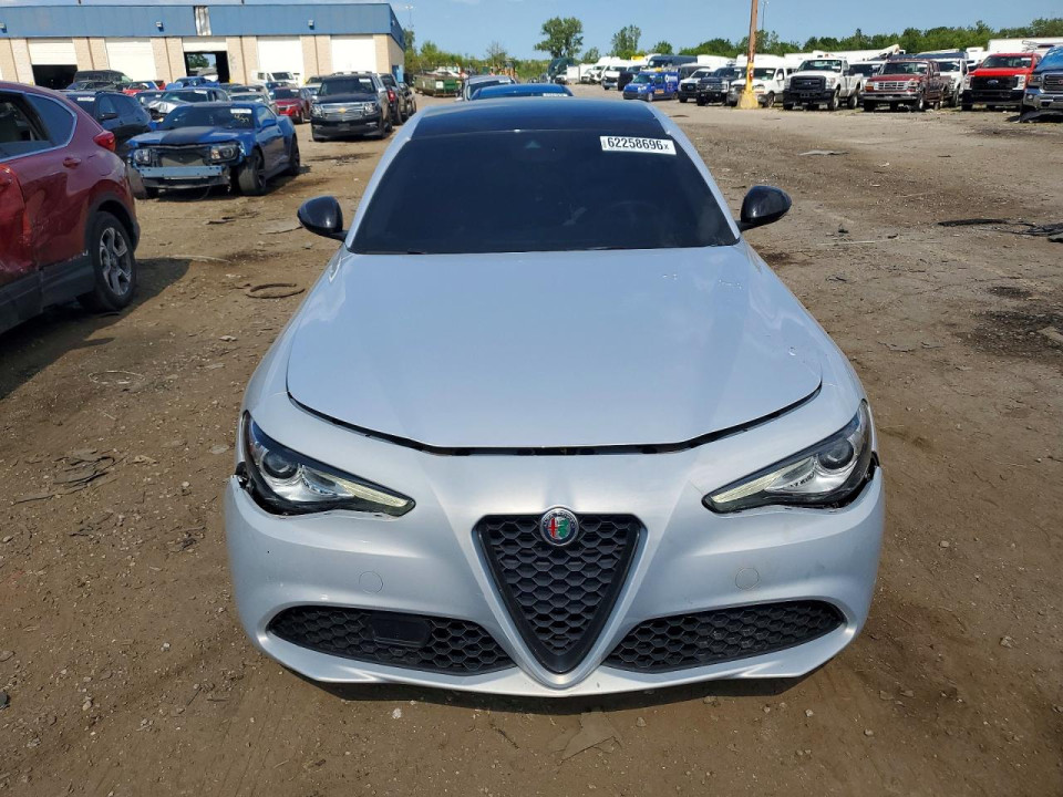 Alfa Romeo GIULIA 2021 — Copart