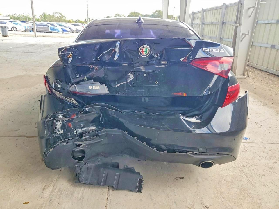 Alfa Romeo GIULIA 2018 — Copart