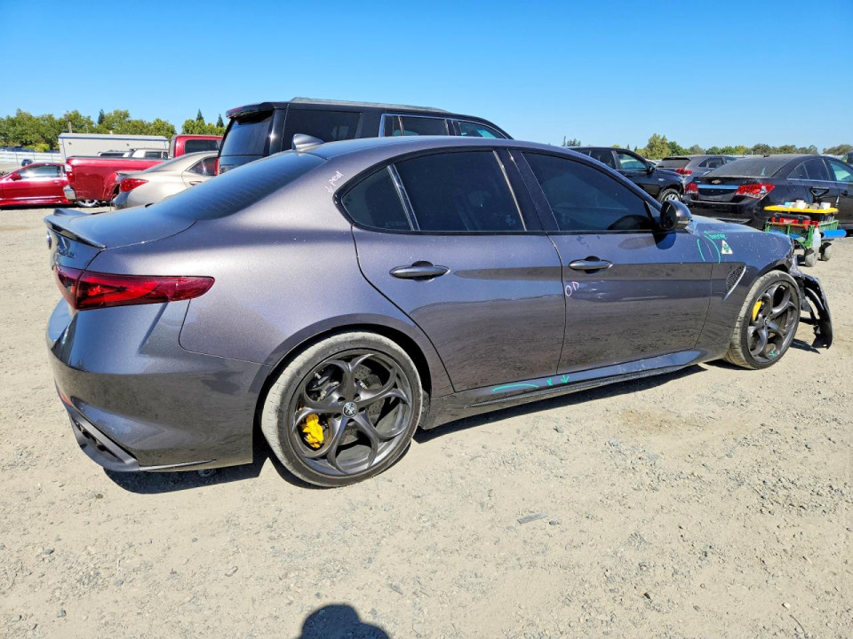 Alfa Romeo GIULIA 2017 — Copart