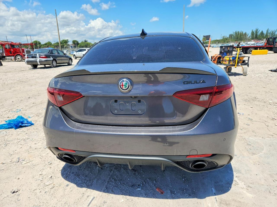 Alfa Romeo GIULIA 2020 — Copart