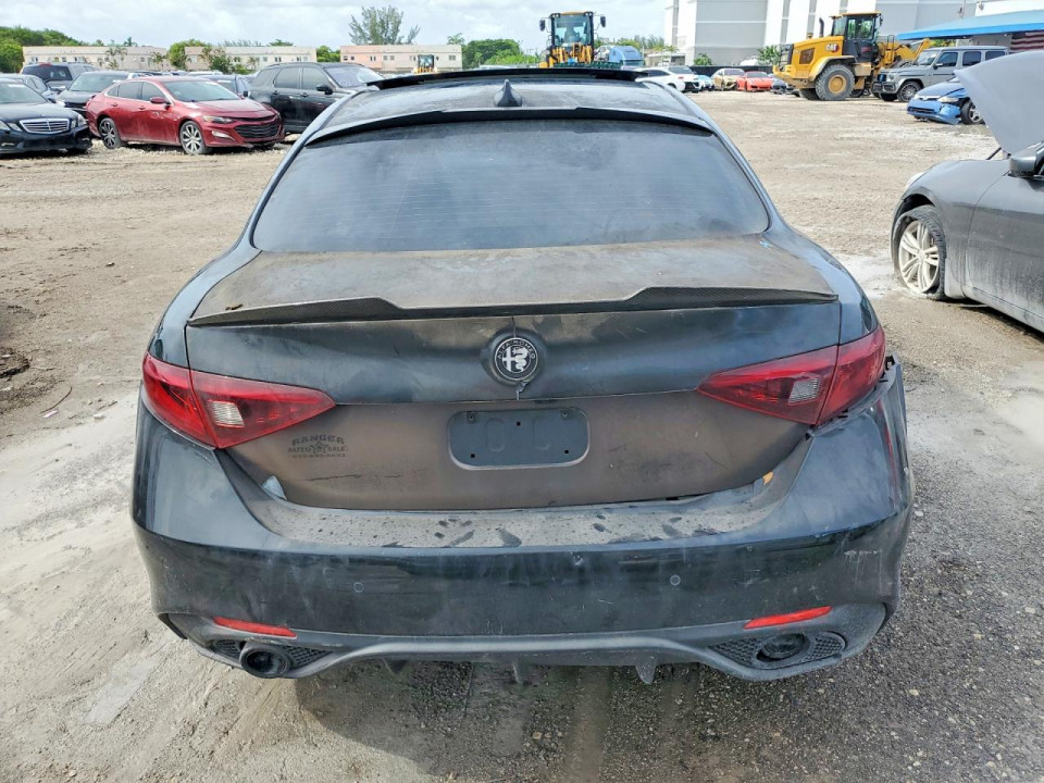 Alfa Romeo GIULIA 2017 — Copart