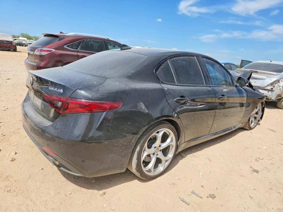 Alfa Romeo GIULIA 2018 — Copart