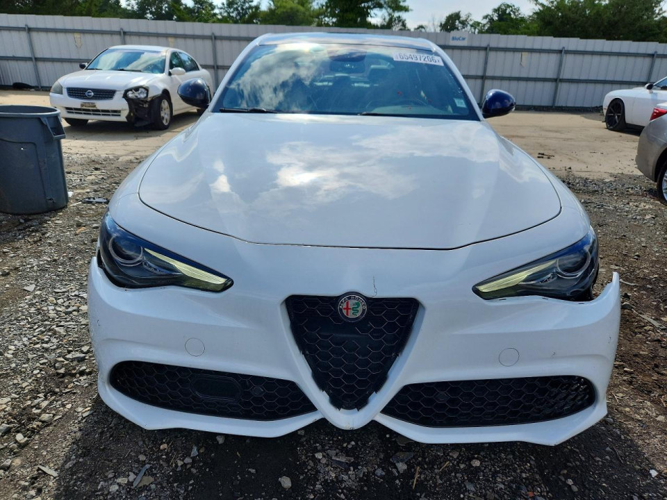 Alfa Romeo GIULIA 2022 — Copart