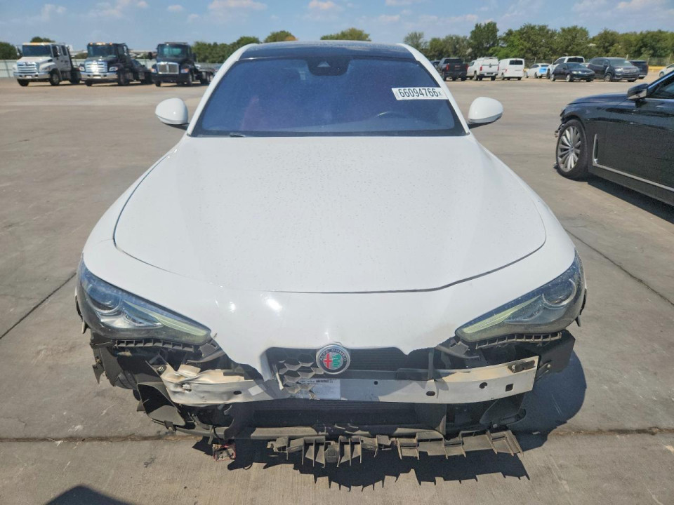 Alfa Romeo GIULIA 2022 — Copart