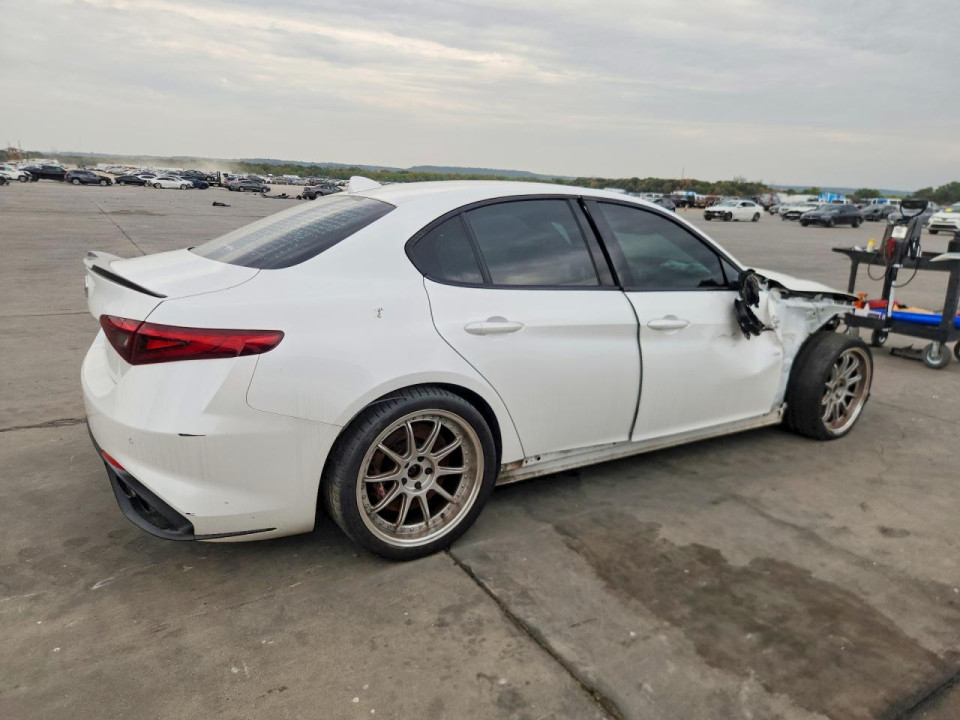Alfa Romeo GIULIA 2017 — Copart
