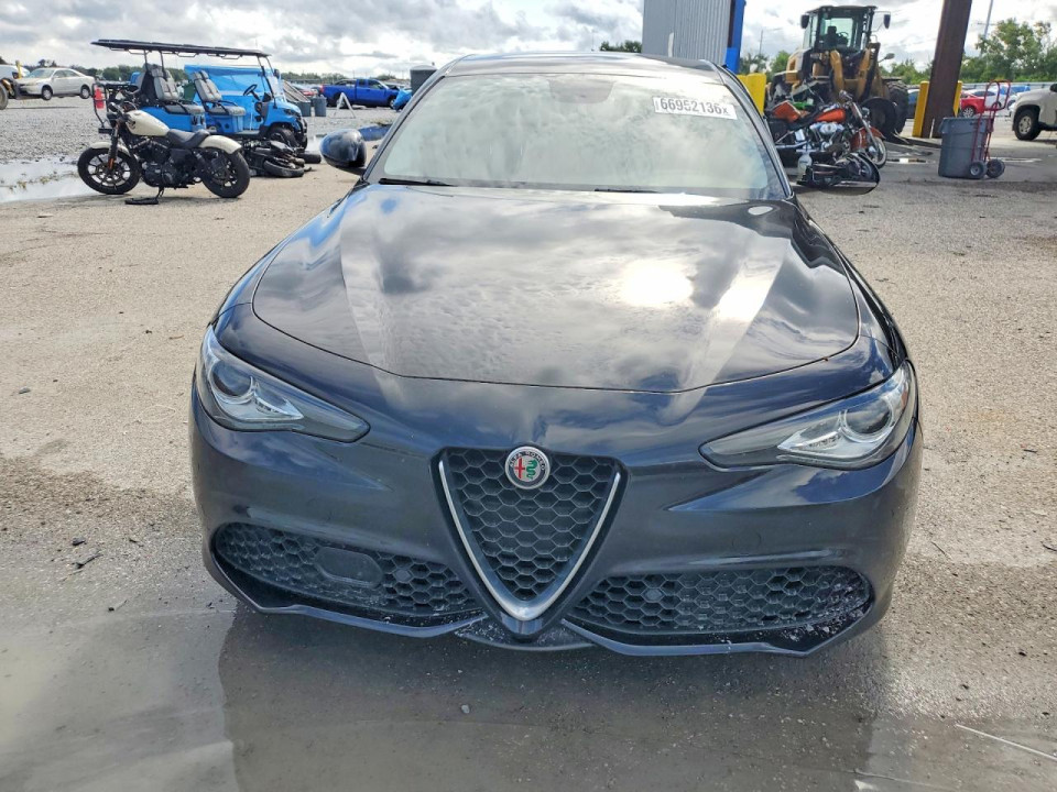 Alfa Romeo GIULIA 2018 — Copart