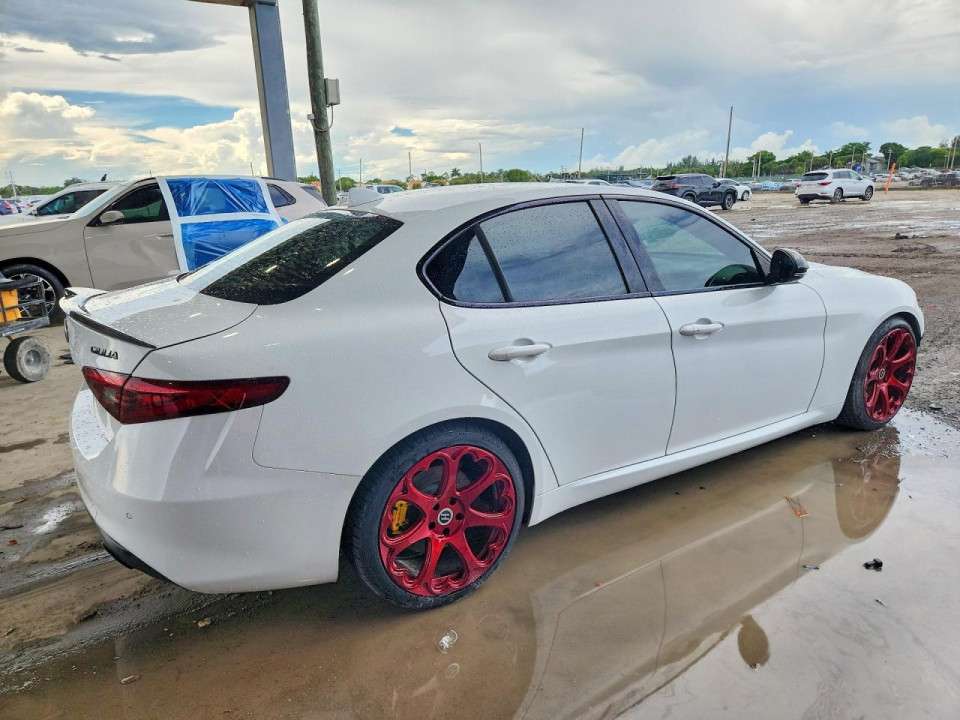 Alfa Romeo GIULIA 2020 — Copart