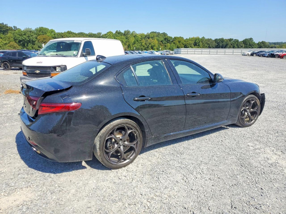Alfa Romeo GIULIA 2018 — Copart