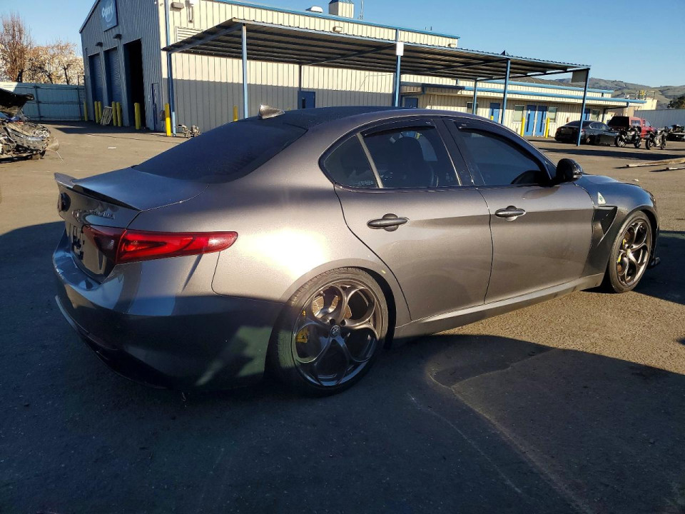 Alfa Romeo GIULIA 2019 — Copart