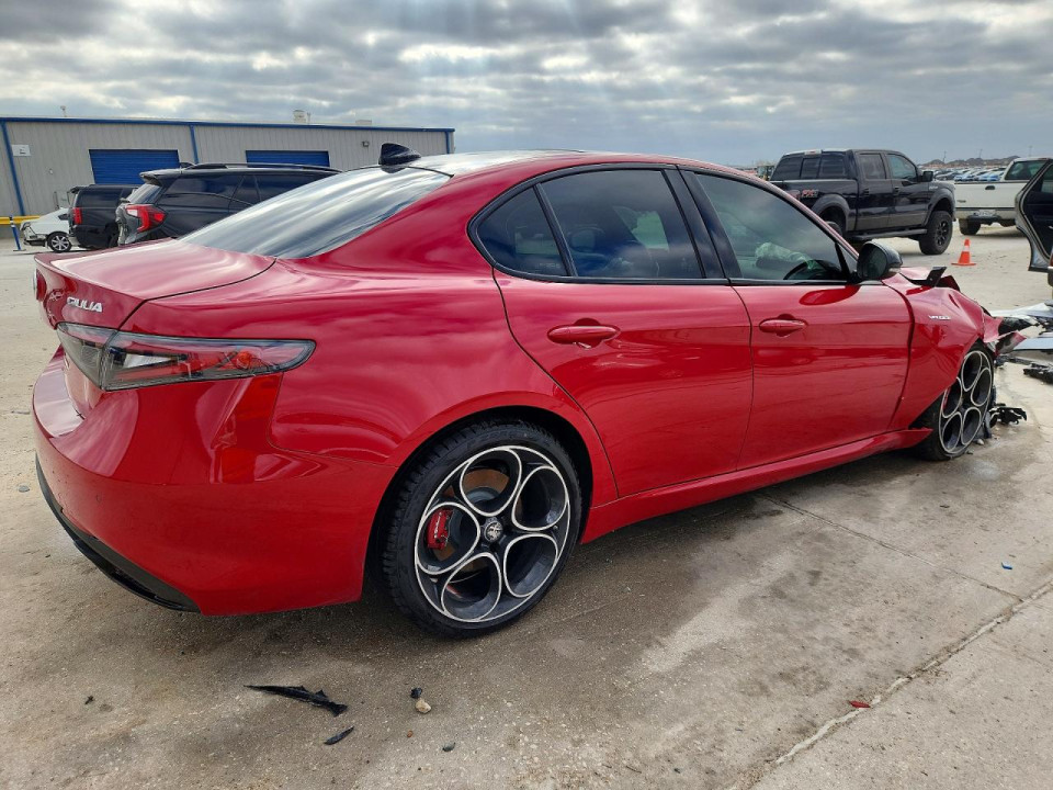 Alfa Romeo GIULIA 2025 — Copart
