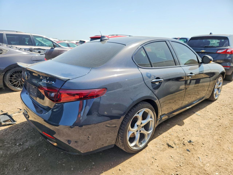 Alfa Romeo GIULIA 2019 — Copart
