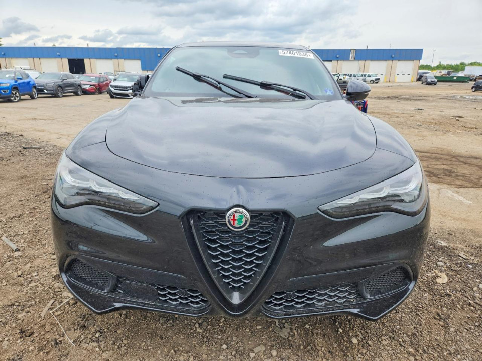 Alfa Romeo STELVIO BASE 2025 — Copart