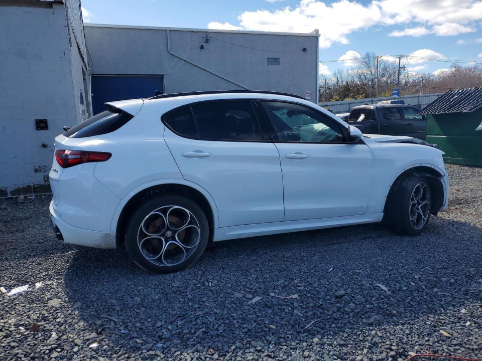 Alfa Romeo STELVIO 2021 — Copart