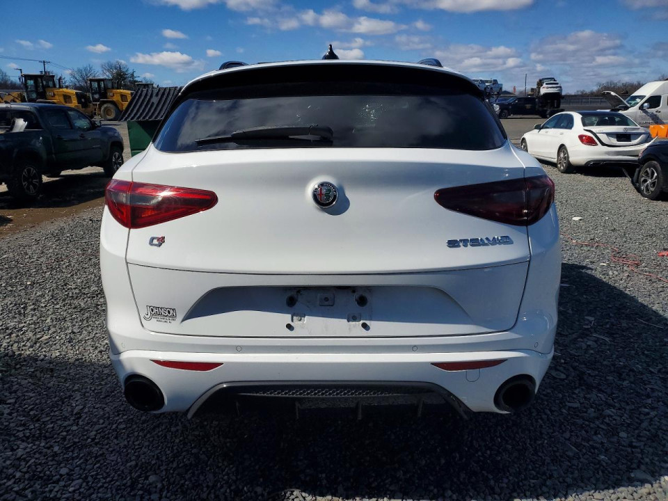 Alfa Romeo STELVIO 2021 — Copart