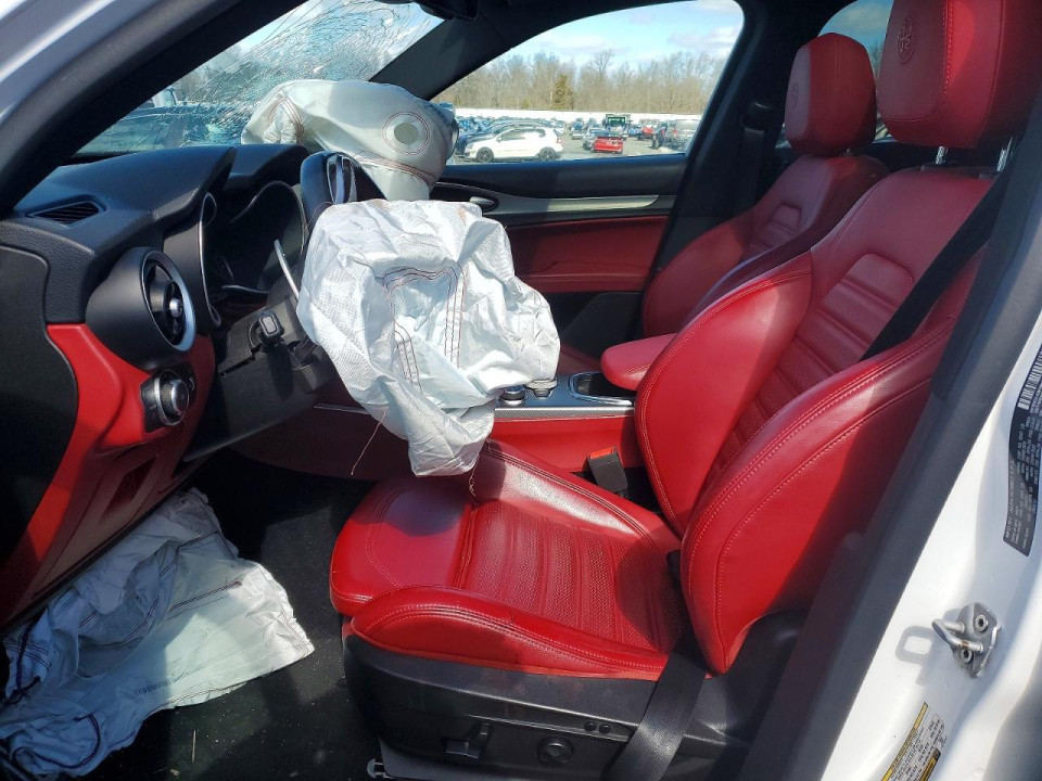 Alfa Romeo STELVIO 2021 — Copart