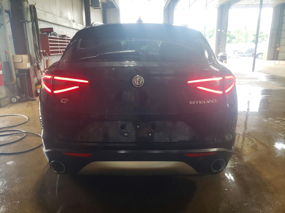 Alfa Romeo STELVIO 2018 — Copart
