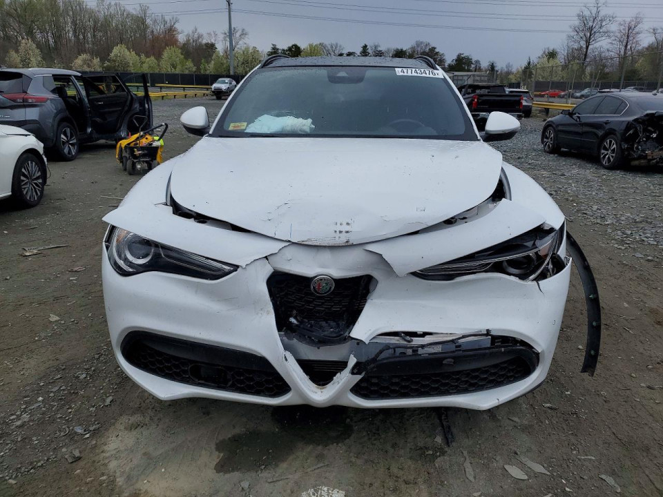 Alfa Romeo STELVIO 2023 — Copart