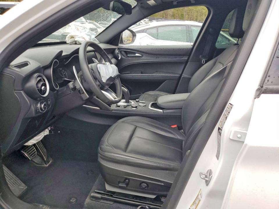 Alfa Romeo STELVIO 2023 — Copart