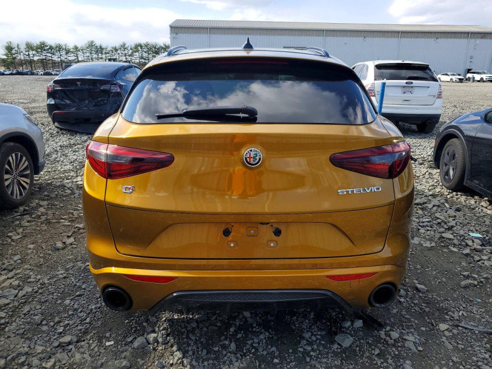 Alfa Romeo STELVIO 2022 — Copart