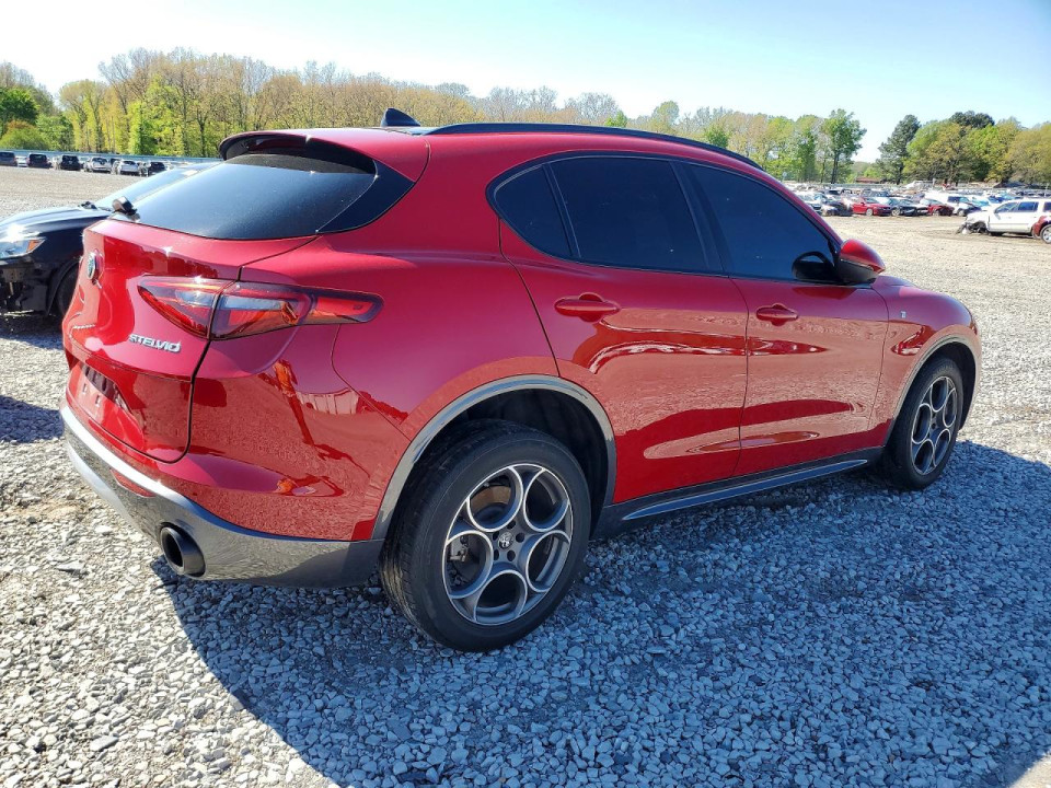 Alfa Romeo STELVIO 2022 — Copart