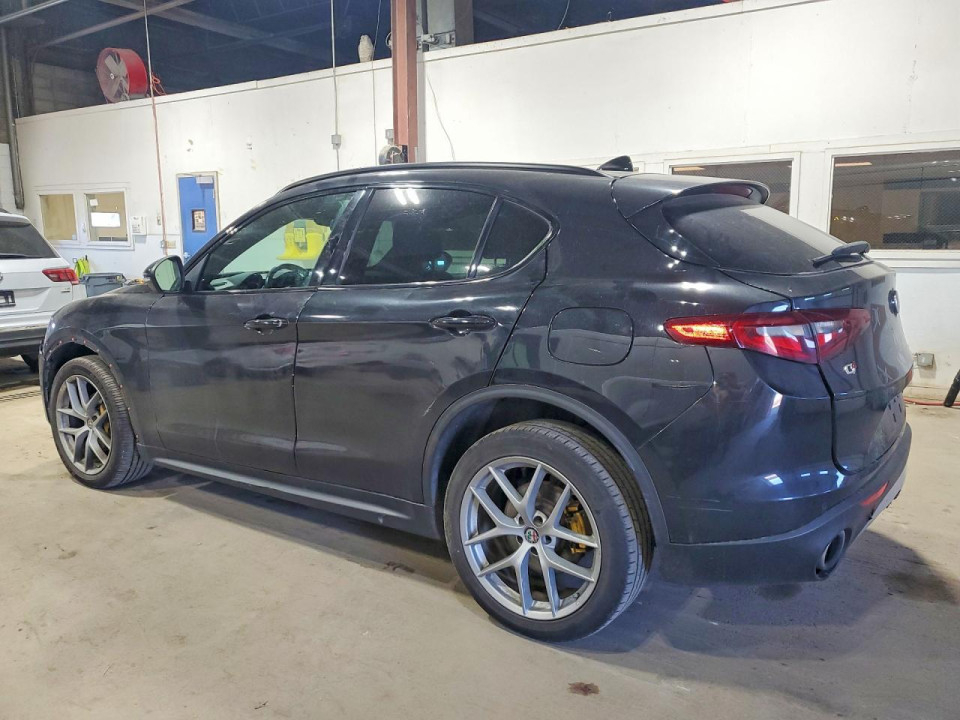 Alfa Romeo STELVIO 2018 — Copart