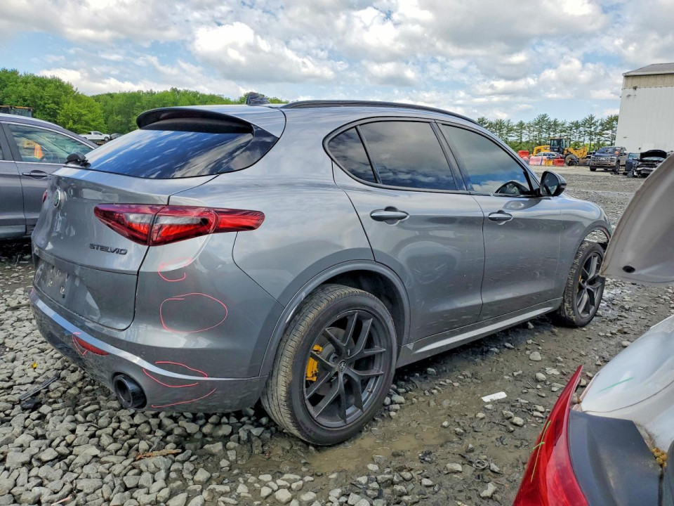 Alfa Romeo STELVIO 2020 — Copart