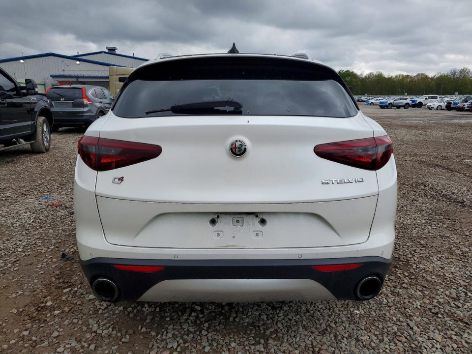 Alfa Romeo STELVIO 2018 — Copart