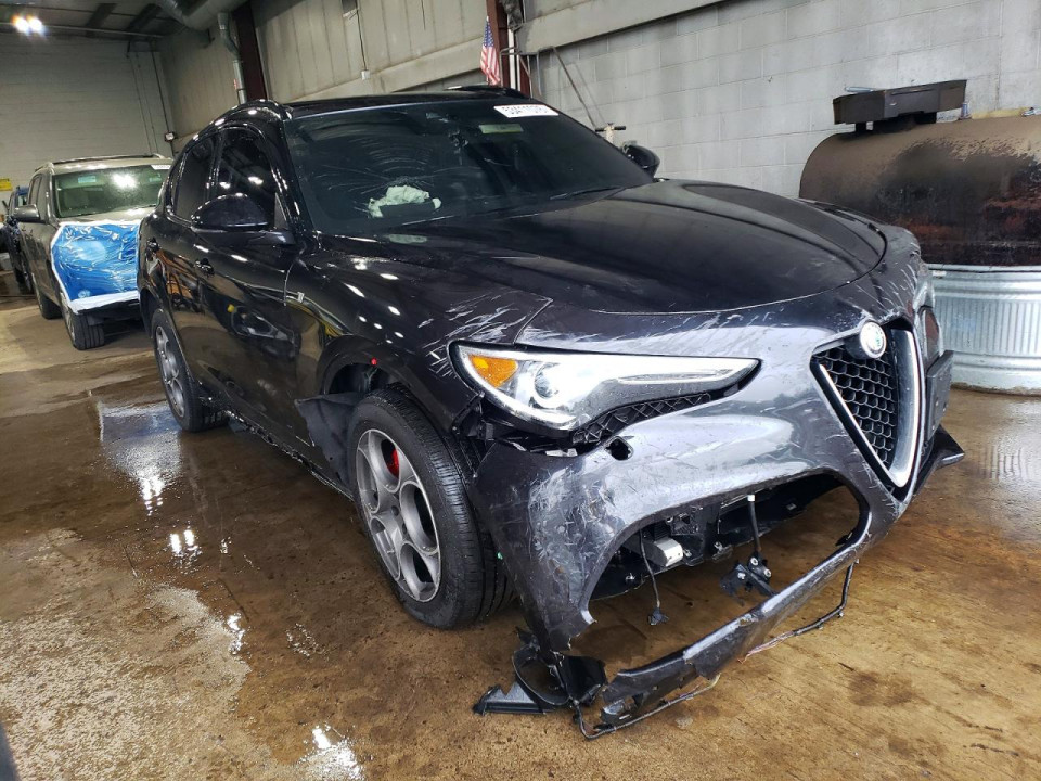 Alfa Romeo STELVIO 2022 — Copart