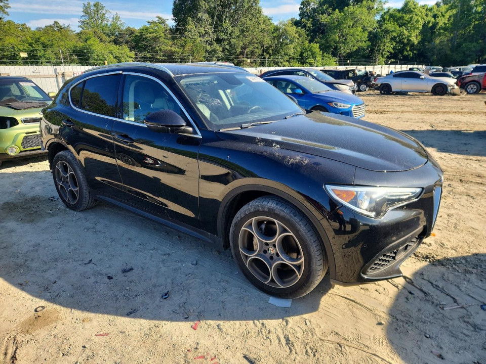 Alfa Romeo STELVIO 2018 — Copart