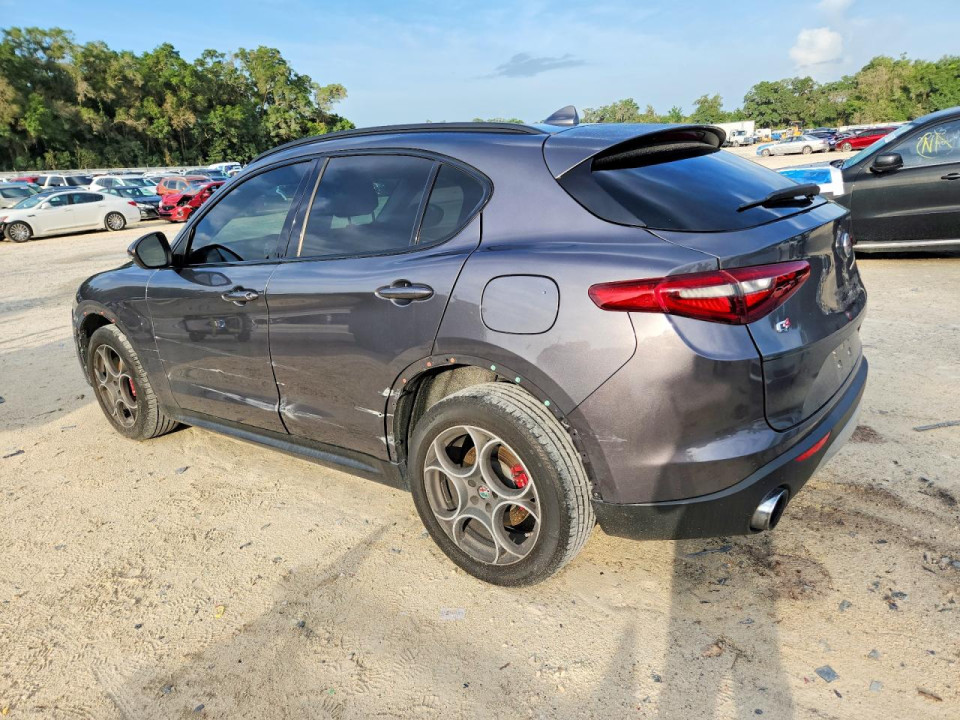 Alfa Romeo STELVIO 2018 — Copart