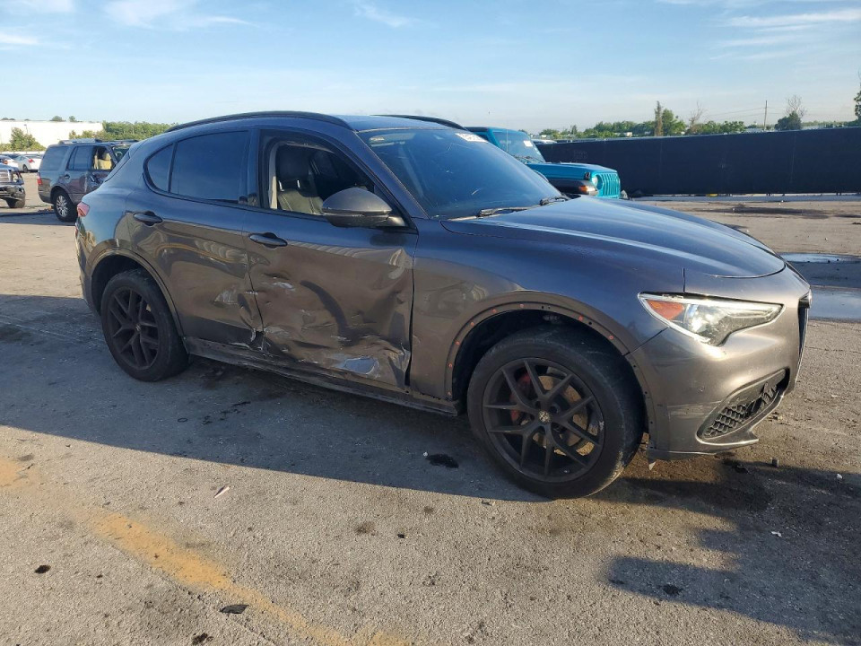 Alfa Romeo STELVIO 2020 — Copart