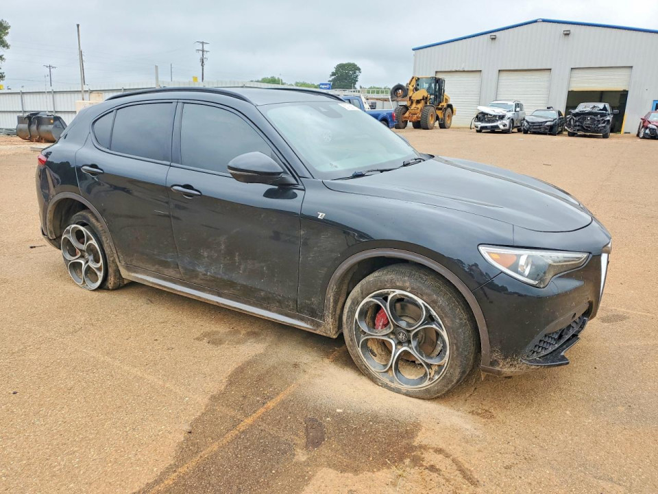 Alfa Romeo STELVIO 2022 — Copart