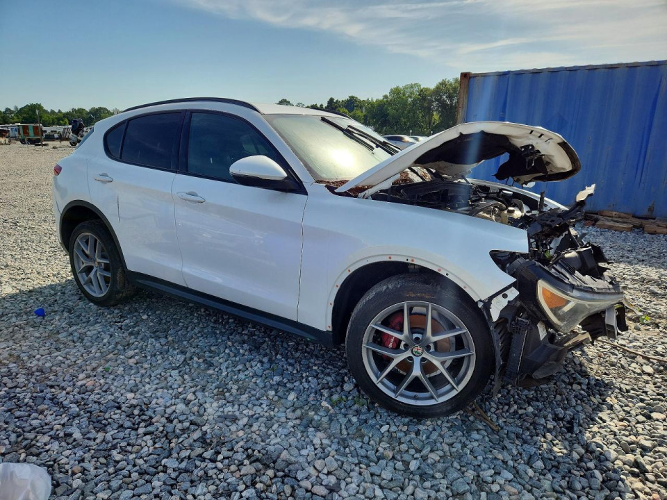 Alfa Romeo STELVIO 2018 — Copart
