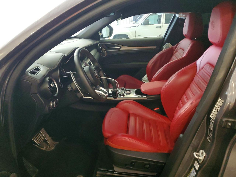 Alfa Romeo STELVIO 2022 — Copart