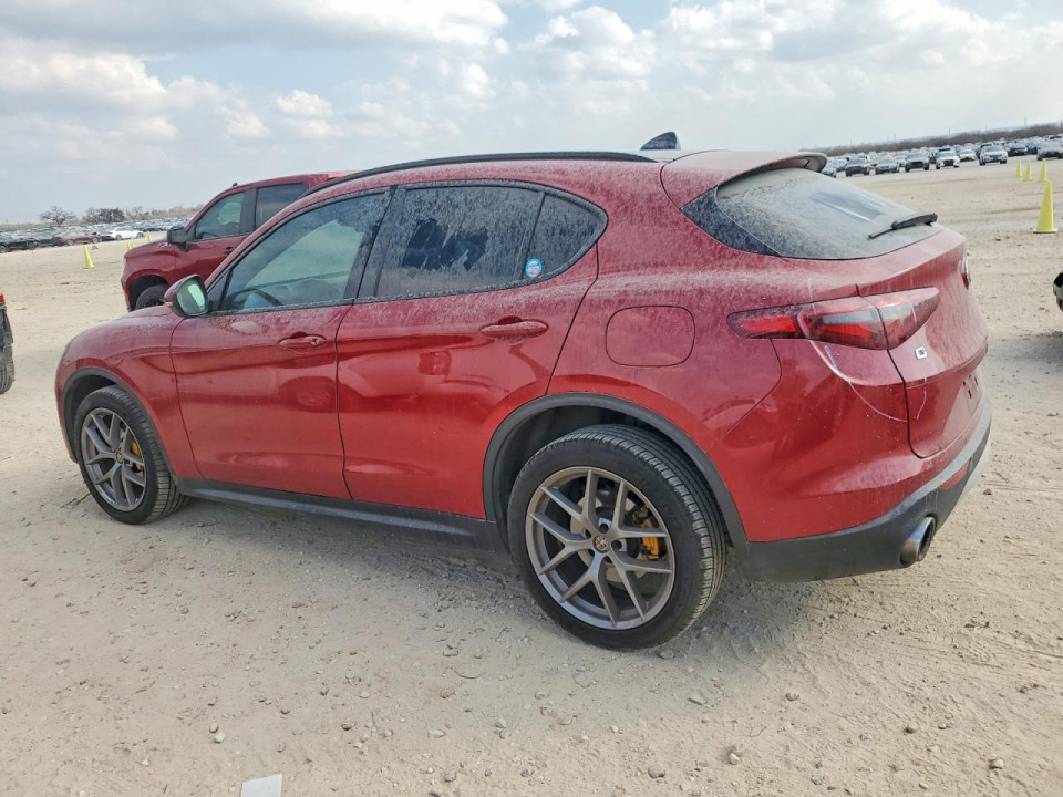 Alfa Romeo STELVIO 2018 — Copart