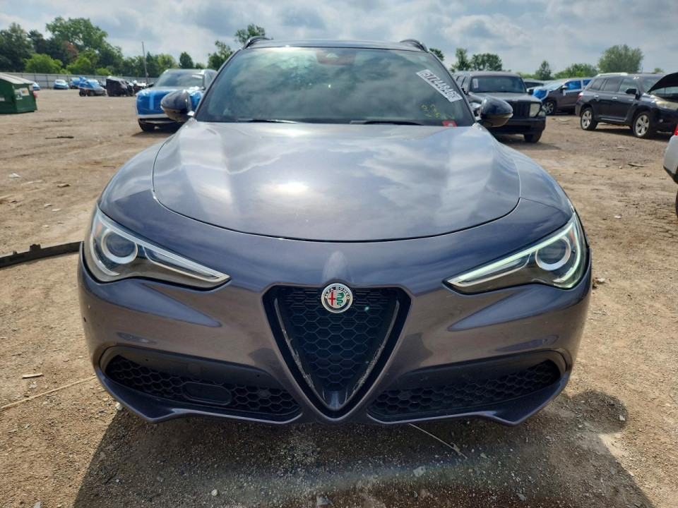 Alfa Romeo STELVIO 2022 — Copart