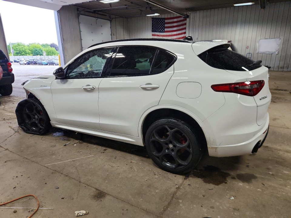 Alfa Romeo STELVIO 2022 — Copart