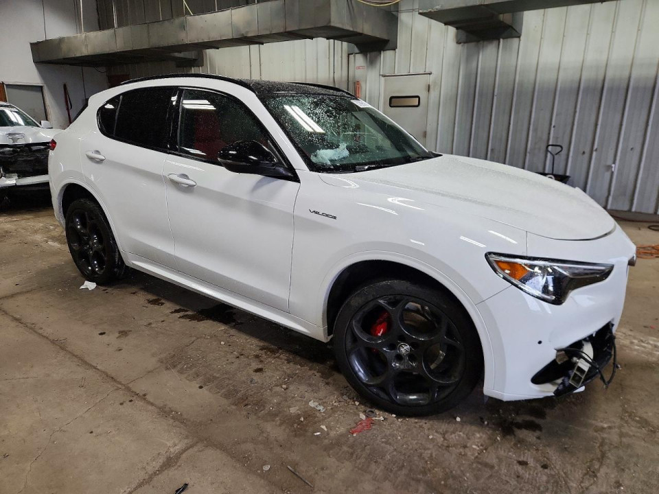 Alfa Romeo STELVIO 2022 — Copart