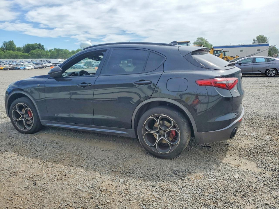 Alfa Romeo STELVIO 2023 — Copart